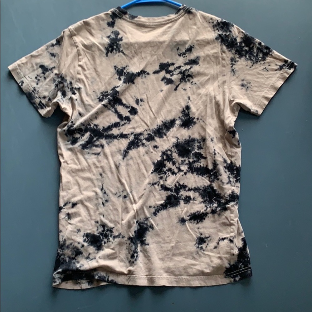 Men’s RVCA Shirt - Picture 2 of 3